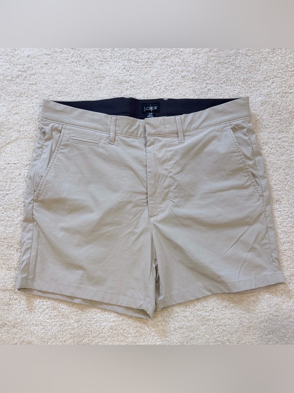 J. Crew Men’s Light Khaki Flat Front Chino Shorts